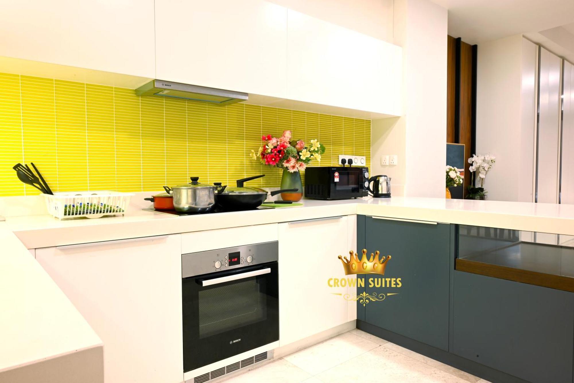 Crown Suites Tropicana Klcc Kuala Lumpur City Center Ngoại thất bức ảnh